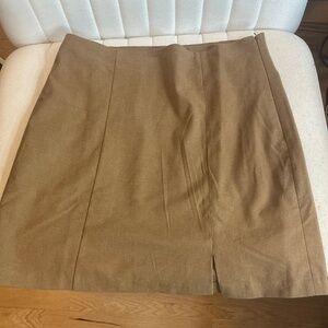 Size 10 Loft Outlet Fully lined skirt